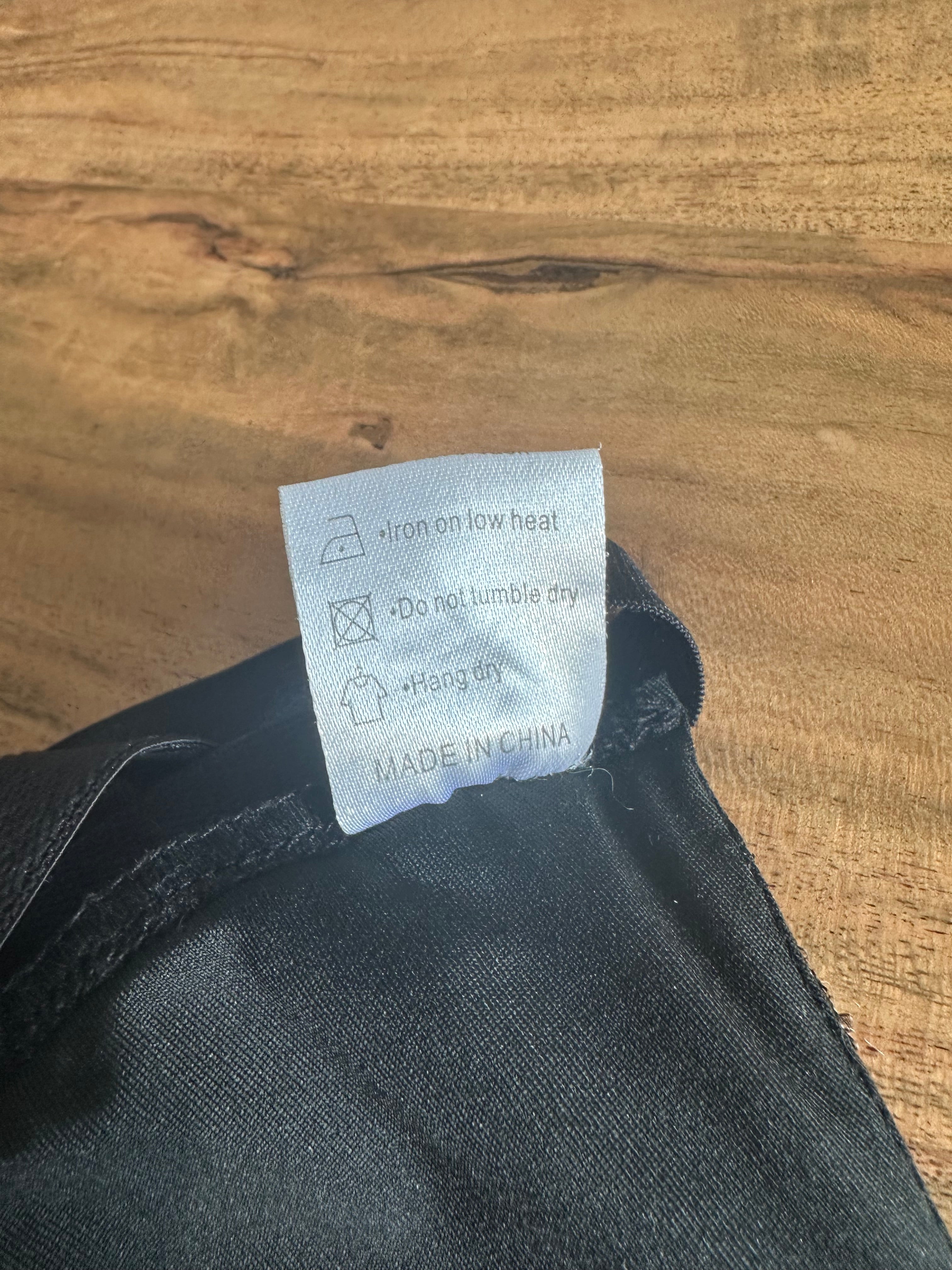 Follow me - top Lunalae